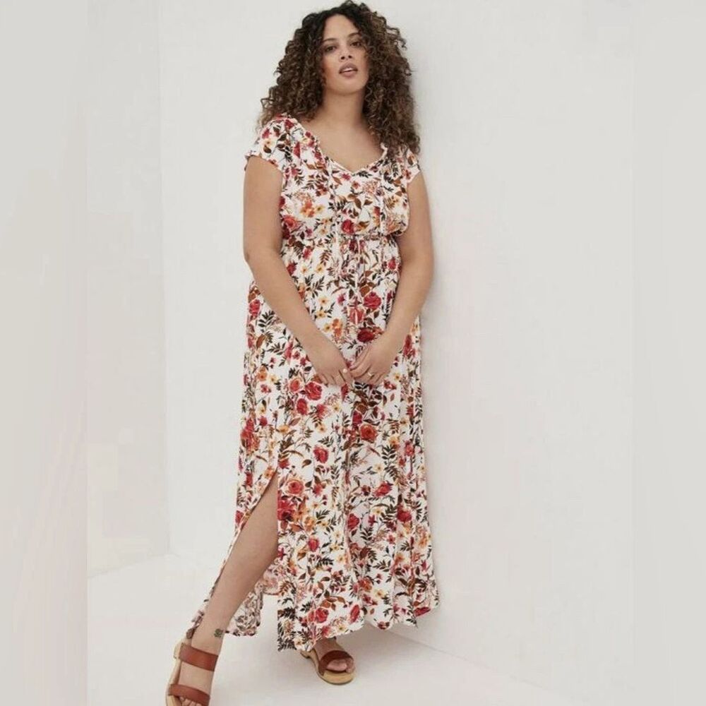 Torrid Size 1 Peasant Maxi Floral Challis Dress Pockets Front Slits Flowy Boho